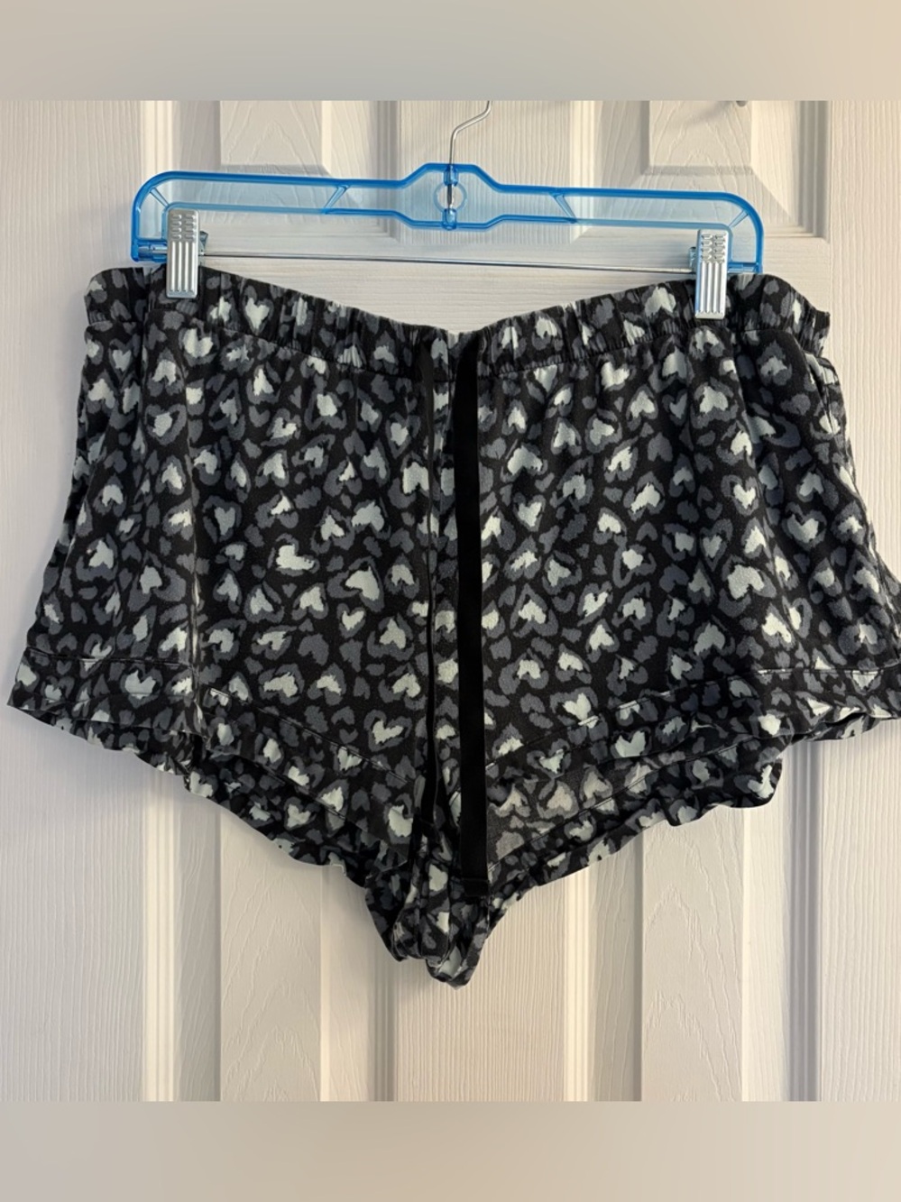 Victoria’s Secret Leopard Print Pajama Sleep Shorts Size Extra Large.